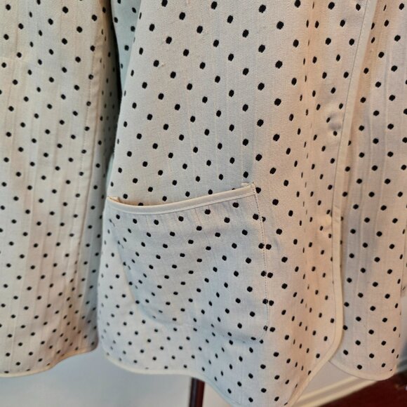 Lana Lee - Vintage Two-Piece Jacket & Skirt Set in Cream Tone, Black Polka Dots - Picture 4 of 16